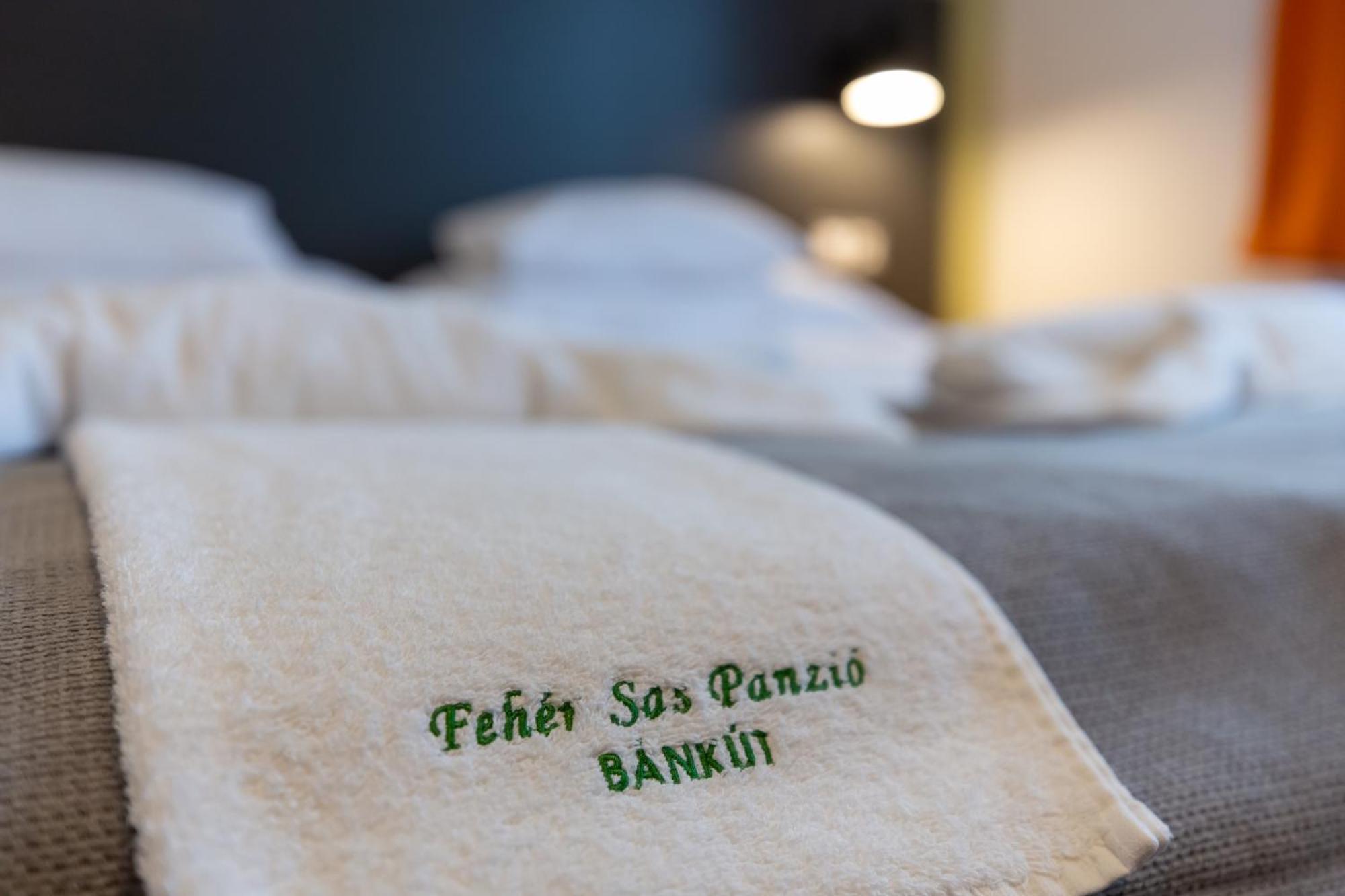 Bánkút Feher Sas Panzio מראה חיצוני תמונה